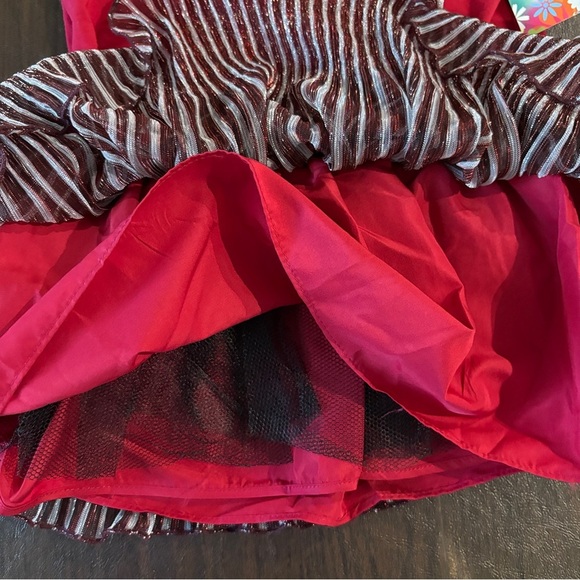 Elegant Red Kids Formal Dress Size 4 - Picture 4 of 6